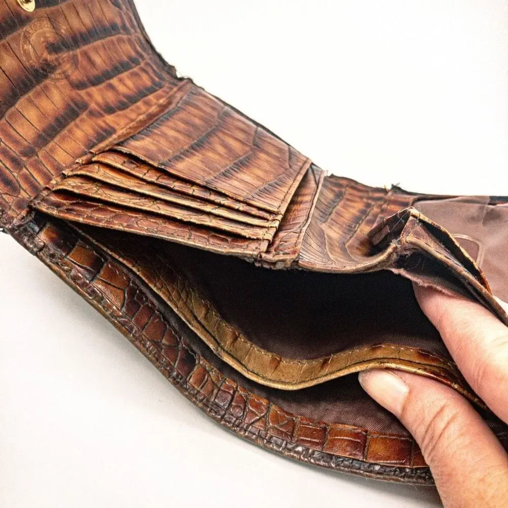 VTG Brahmin Pecan Melbourne Leather Trifold Wallet